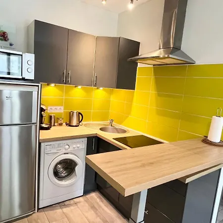 Esprit Libre, Beau 2 Pieces Climatise