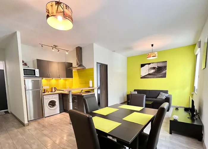 Esprit Libre, Beau 2 Pieces Climatise