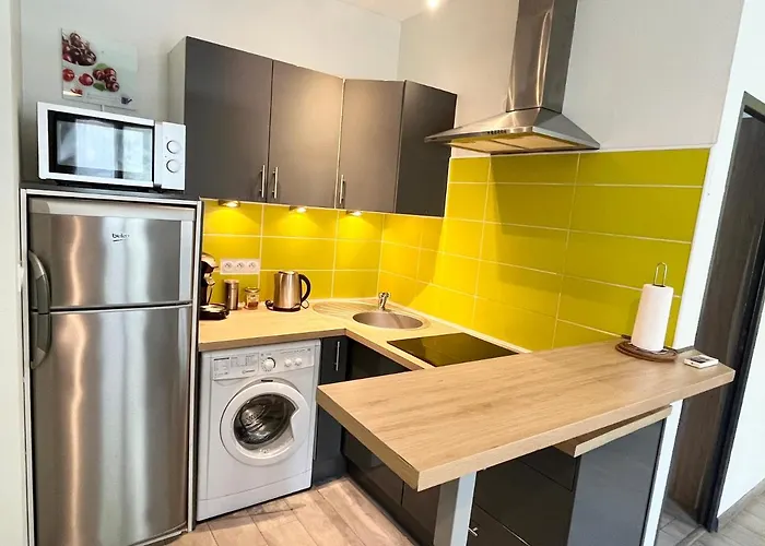 Esprit Libre, Beau 2 Pieces Climatise